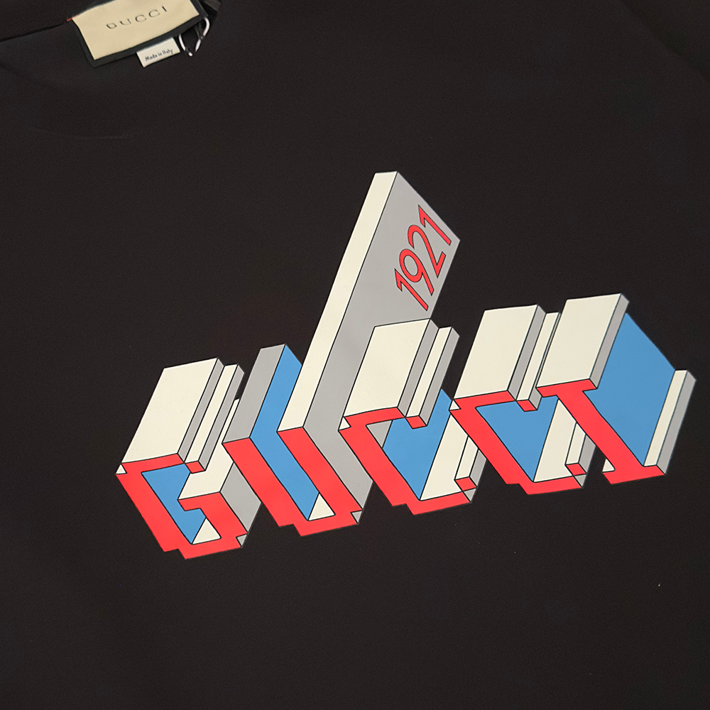 GUCCI Logo-Print Cotton T-Shirt